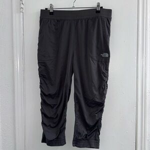 NORTH FACE Girls Jogger Pants XL (18) in gray Ruched Cropped Pull On Outdoor